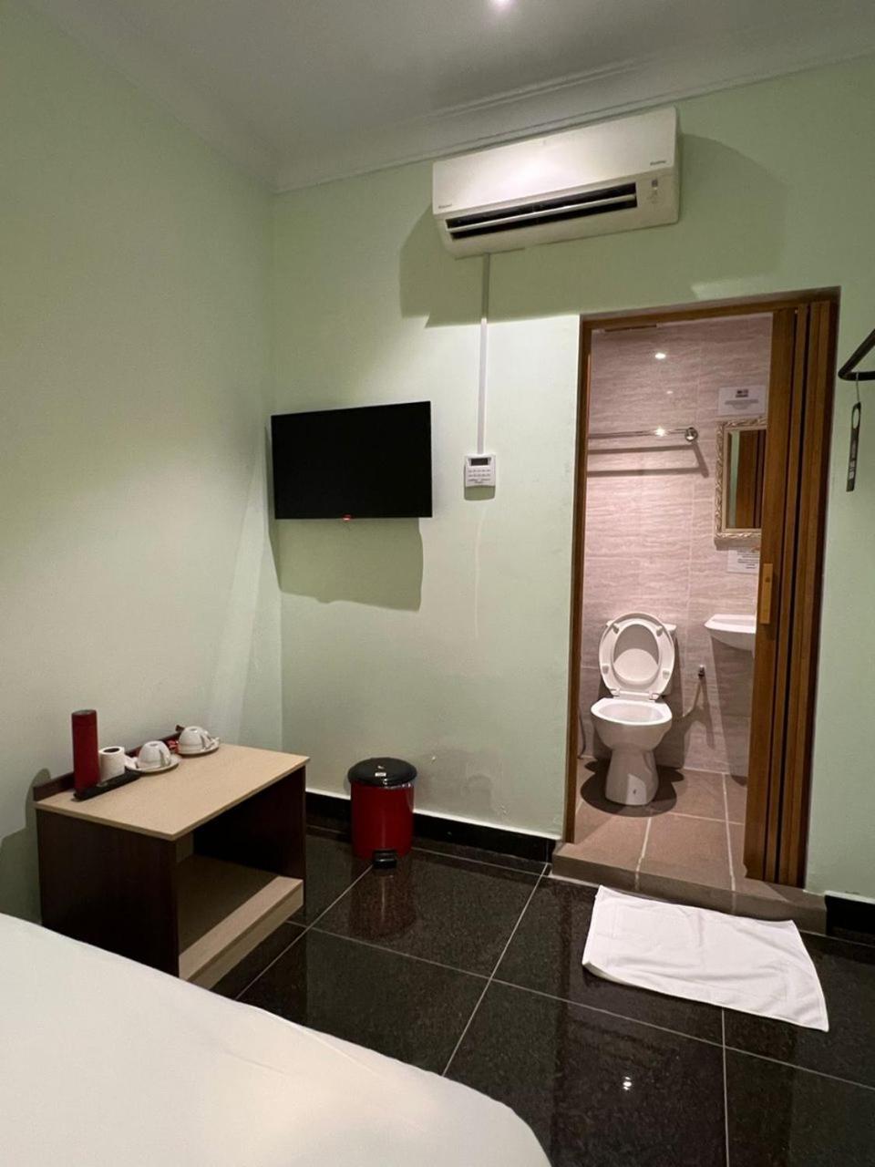 I Go Inn Bandar Saujana Putra Bagian luar foto